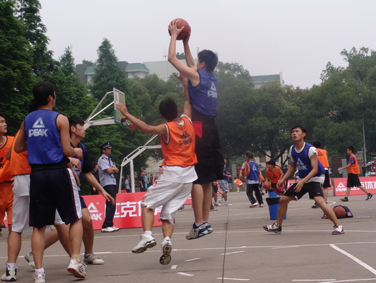 是任何体